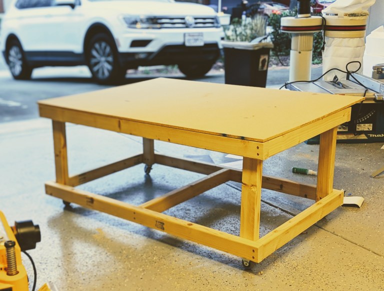 00100lPORTRAIT_00100_BURST20181221163453882_COVER_2 (1).jpg